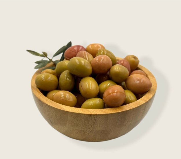 Çekirdekli Çizik Yeşil Zeytin